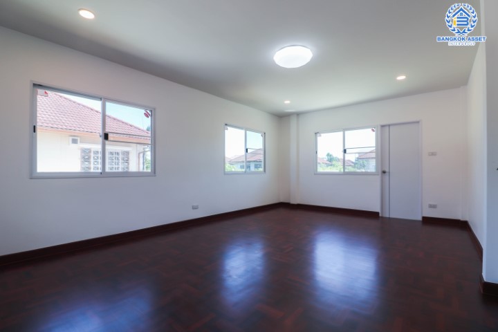 *****บ้านเดี่ยวมือสอง เมืองนนทบุรี ม.มณียา รัตนาธิเบศร์-ท่าอิฐ เนื้อที่กว้างขวางกว่า 81.30 ตร.ว. ฟังก์ชัน 4 ห้องนอน 2 ห้องน้ำ ที่จอดรถ 2 คัน รีโนเวทใหม่ พร้อมเข้าอยู่ พื้นที่ใช้สอยกว้างขวาง ตอบโจทย์ทุกการอยู่อาศัย บนทำเลแห่งการเดินทาง ใกล้รถไฟฟ้าสายสีม่วง "บางรักน้อยท่าอิฐ" และจุดขึ้นทางด่วน "งามวงศ์วาน" จองเลย!